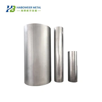 Titāna doba caurule