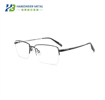 Beta titāna brilles